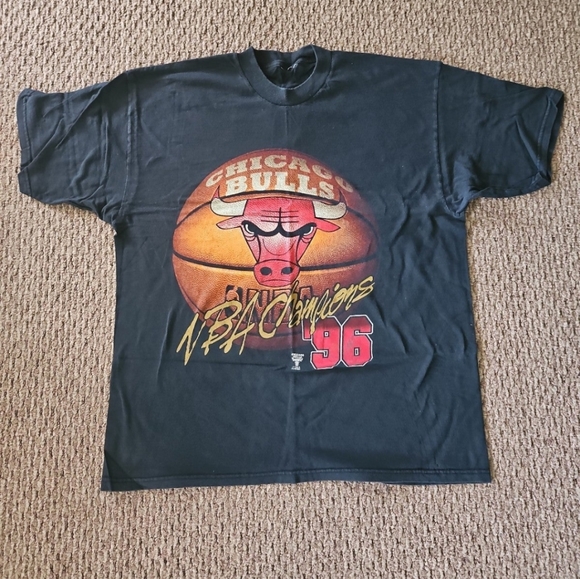 Other - Vintage 1996 Chicago Bulls NBA Champions Tshirt